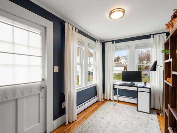 7 King Street, Maynard MA 01754