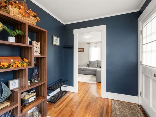 7 King Street, Maynard MA 01754