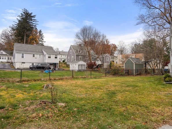 7 King Street, Maynard MA 01754