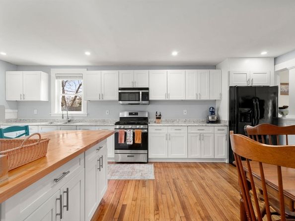 7 King Street, Maynard MA 01754