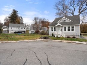 7 King Street, Maynard MA 01754