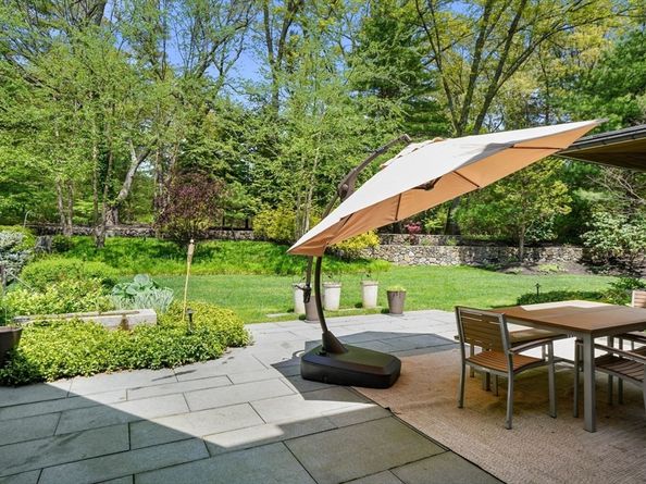 55 Ridge Hill Farm Rd, Wellesley MA 02482