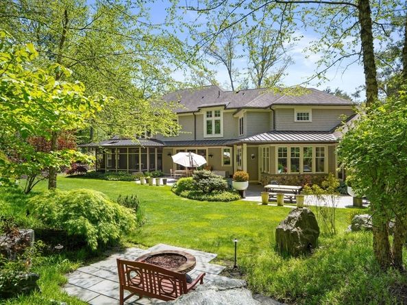 55 Ridge Hill Farm Rd, Wellesley MA 02482