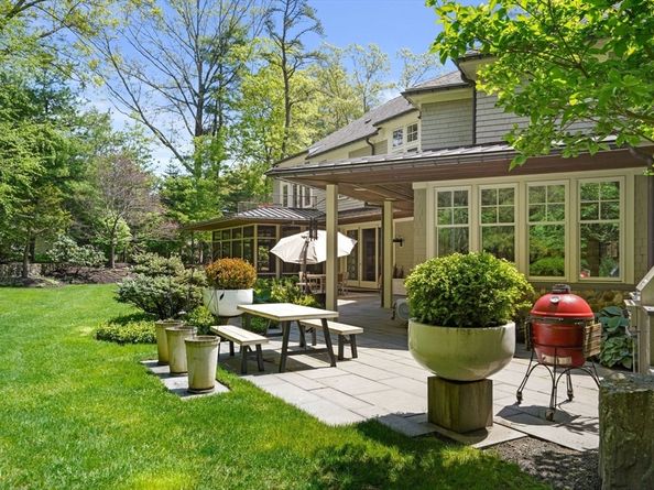 55 Ridge Hill Farm Rd, Wellesley MA 02482