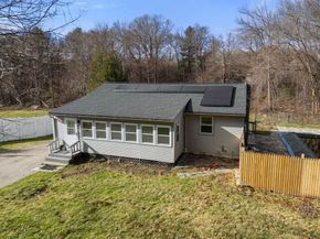 90 Leland Hill Rd, Sutton MA 01590