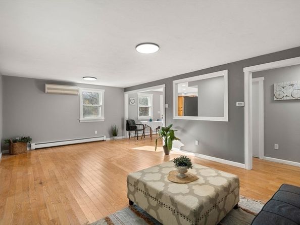 90 Leland Hill Rd, Sutton MA 01590