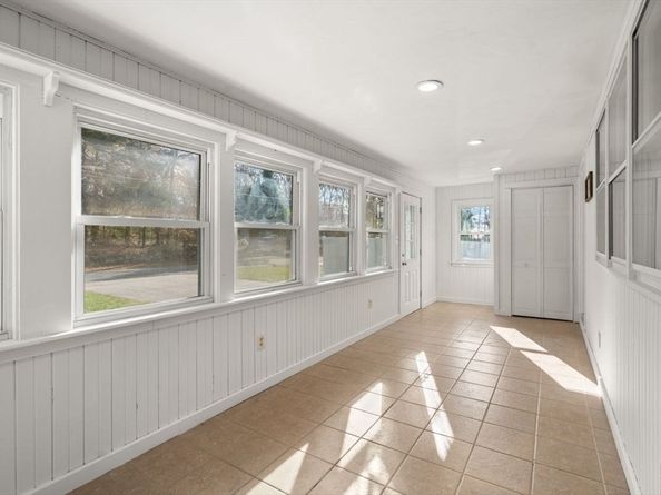 90 Leland Hill Rd, Sutton MA 01590