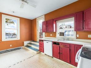 197 E. Main 2, Gloucester MA 01930