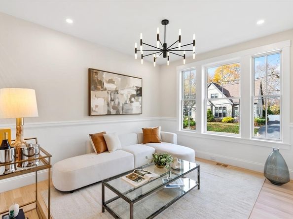 19 Town Way, Winchester MA 01890