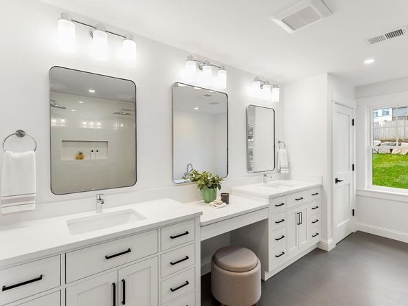 19 Town Way, Winchester MA 01890