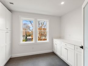 19 Town Way, Winchester MA 01890