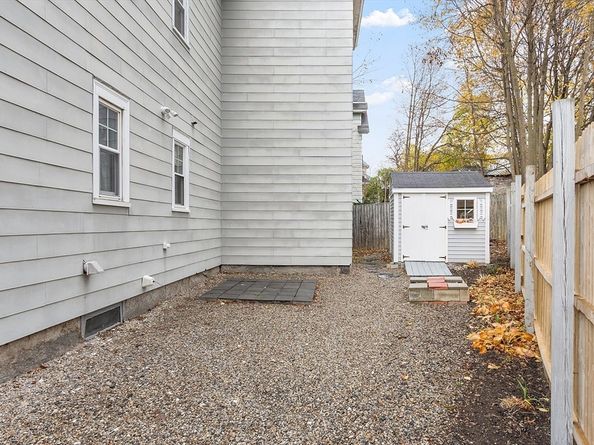 10-12 Otis St, Fitchburg MA 01420