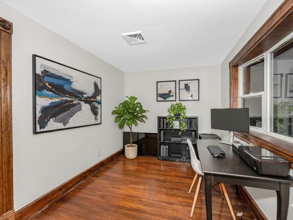 33 West St, Westford MA 01886