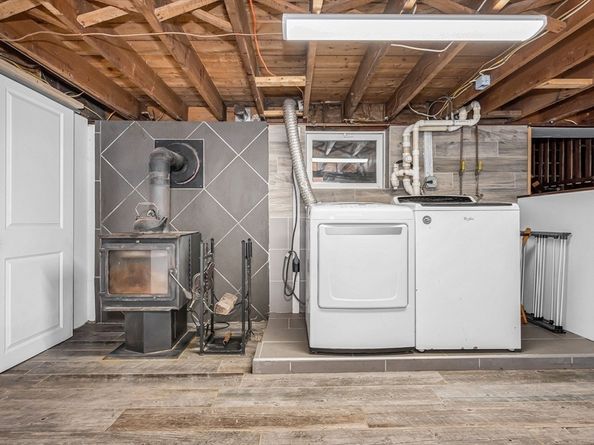 33 West St, Westford MA 01886