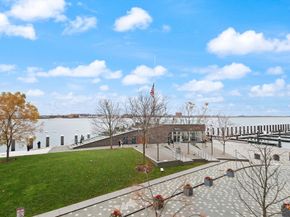 50 Liberty Dr 11L, Boston MA 02210