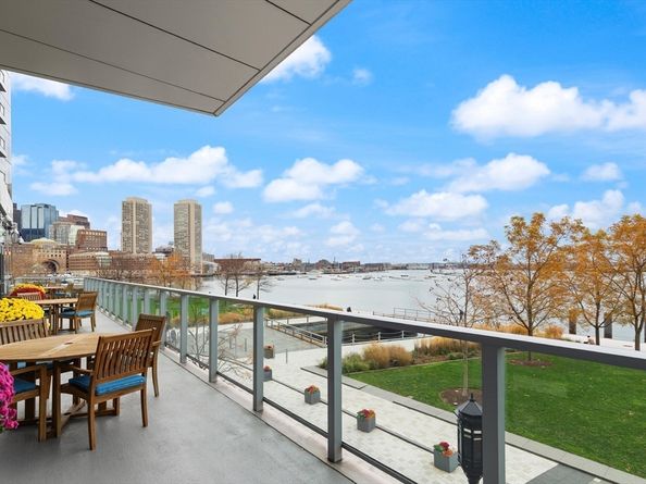 50 Liberty Dr 11L, Boston MA 02210