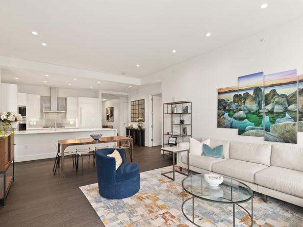 50 Liberty Dr 11L, Boston MA 02210