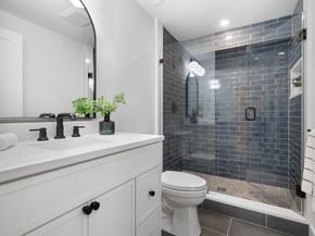 2 Howard Ct, Woburn MA 01801