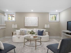 2 Howard Ct, Woburn MA 01801