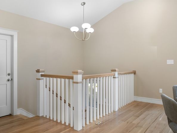 2 Howard Ct, Woburn MA 01801