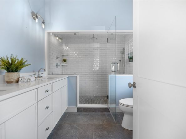 2 Howard Ct, Woburn MA 01801