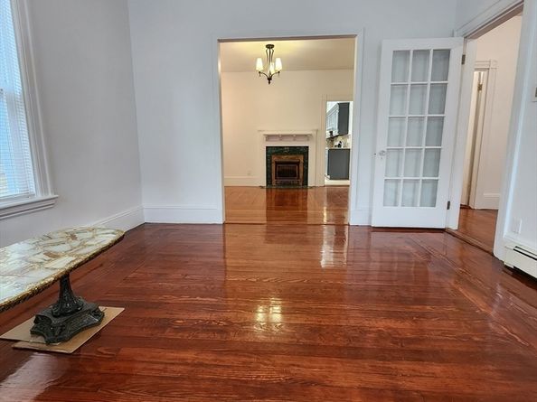 15 Mclellan St, Boston MA 02121