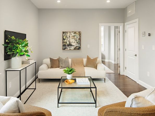 9-11 Boynton Street 2, Boston MA 02130