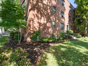 57 Harvard Avenue 1, Brookline MA 02446