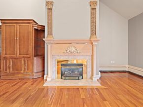 10 Heritage Ln, Saugus MA 01906