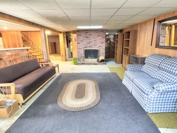 36 Miles St, Fitchburg MA 01420