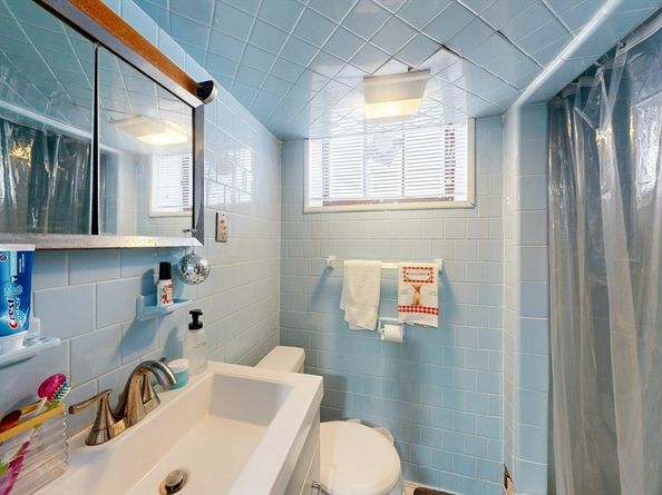 23 Ossipee, Somerville MA 02144