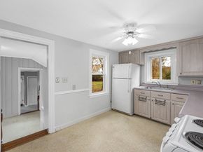 95 Greenwood Ave, Wakefield MA 01880