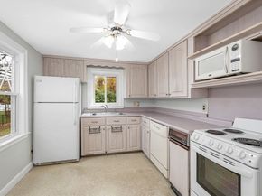 95 Greenwood Ave, Wakefield MA 01880