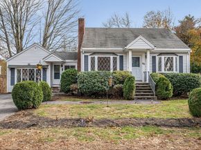 95 Greenwood Ave, Wakefield MA 01880