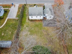 95 Greenwood Ave, Wakefield MA 01880