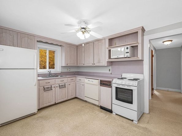 95 Greenwood Ave, Wakefield MA 01880