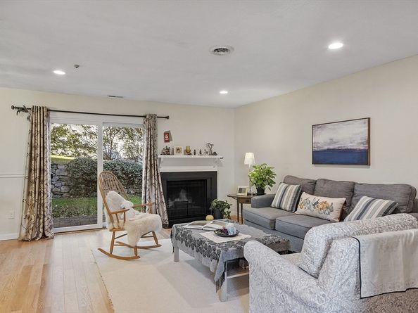 16 Concord Greene 5, Concord MA 01742