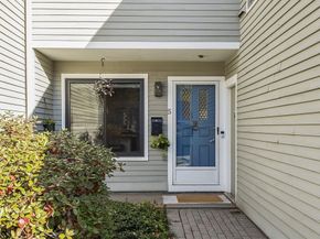 16 Concord Greene 5, Concord MA 01742