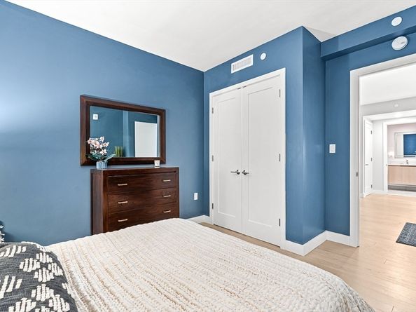 932 Broadway 208, Chelsea MA 02150