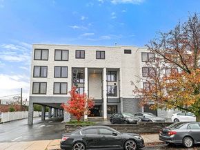 932 Broadway 208, Chelsea MA 02150