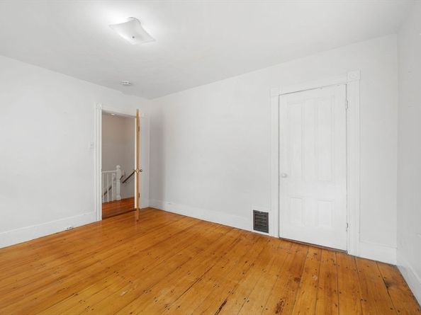 10 Prospect Ter, Malden MA 02148