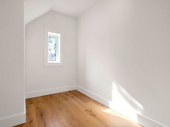 106 River Street 18, Newton MA 02465