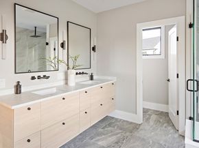 34 Pershing Rd, Needham MA 02494