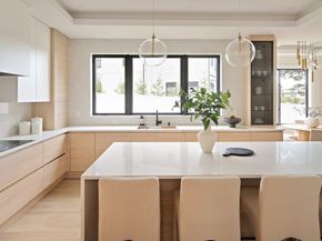 34 Pershing Rd, Needham MA 02494