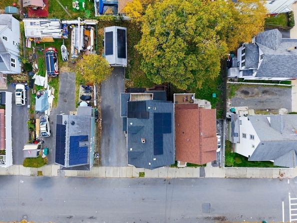 94 Sheridan St, Lynn MA 01902