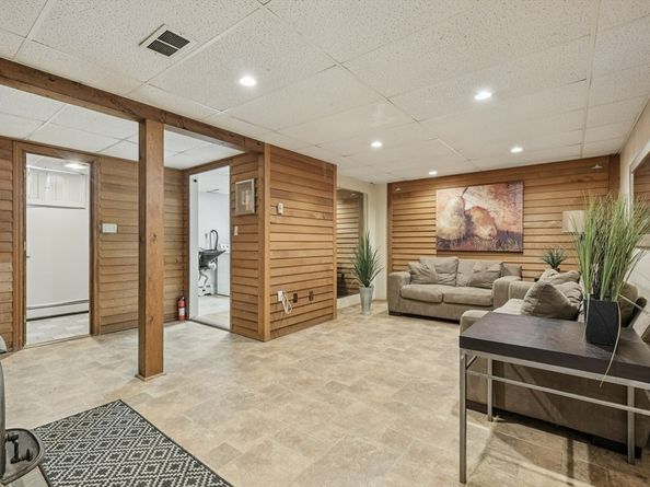 35 Springvale Avenue, Chelsea MA 02150