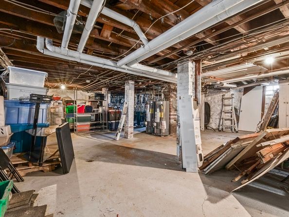 4 Butler Ave, Danvers MA 01923