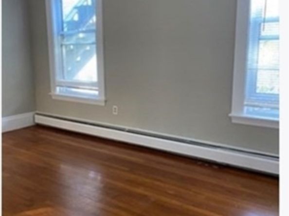 4 Butler Ave, Danvers MA 01923