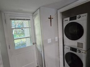 39 S Main St, Millbury MA 01527