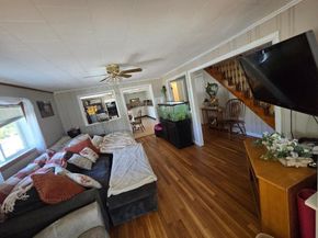 39 S Main St, Millbury MA 01527